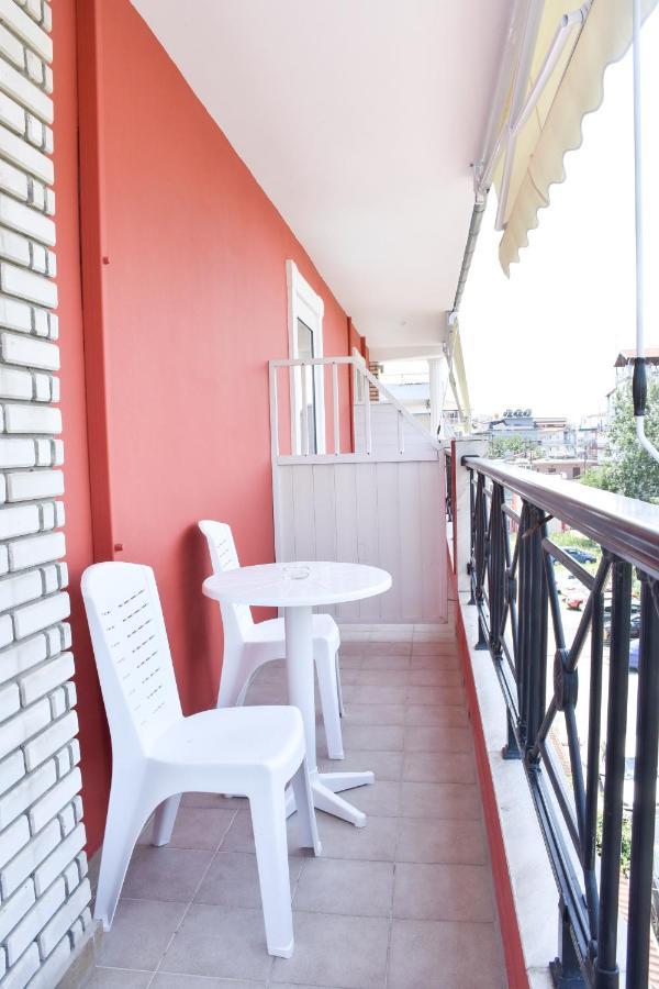 Paralía Hotel Erato מראה חיצוני תמונה