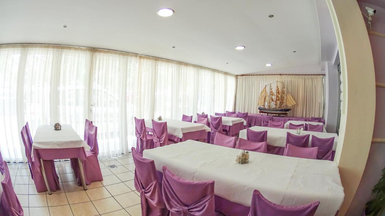 Paralía Hotel Erato מראה חיצוני תמונה
